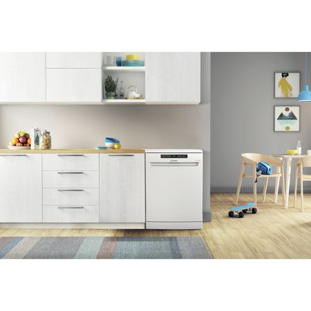 Indesit DFO 3T133 F UK Dishwasher - White