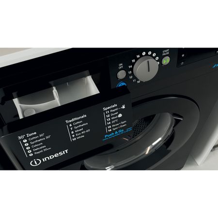 Freestanding front loading washing machine: 7,0kg - BWE 71452 K UK N