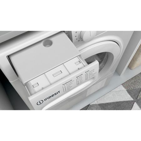 Condenser tumble dryer: freestanding, 8,0kg - I3 D81W UK