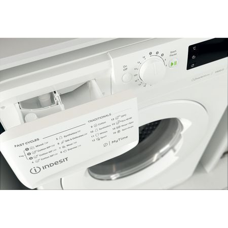 Freestanding front loading washing machine: 9,0kg - MTWE 91495 W UK N