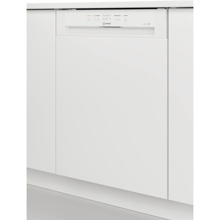 Indesit Push&Go I3B L626 UK Built-in Dishwasher