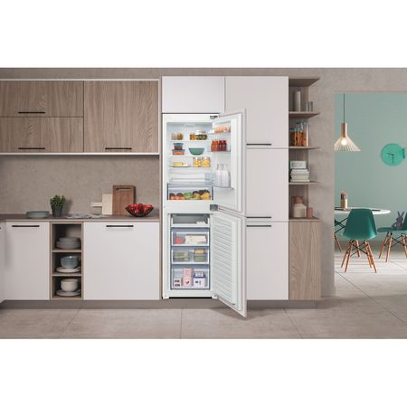 Indesit Built-In Fridge Freezer E IB 150502 D UK F167434