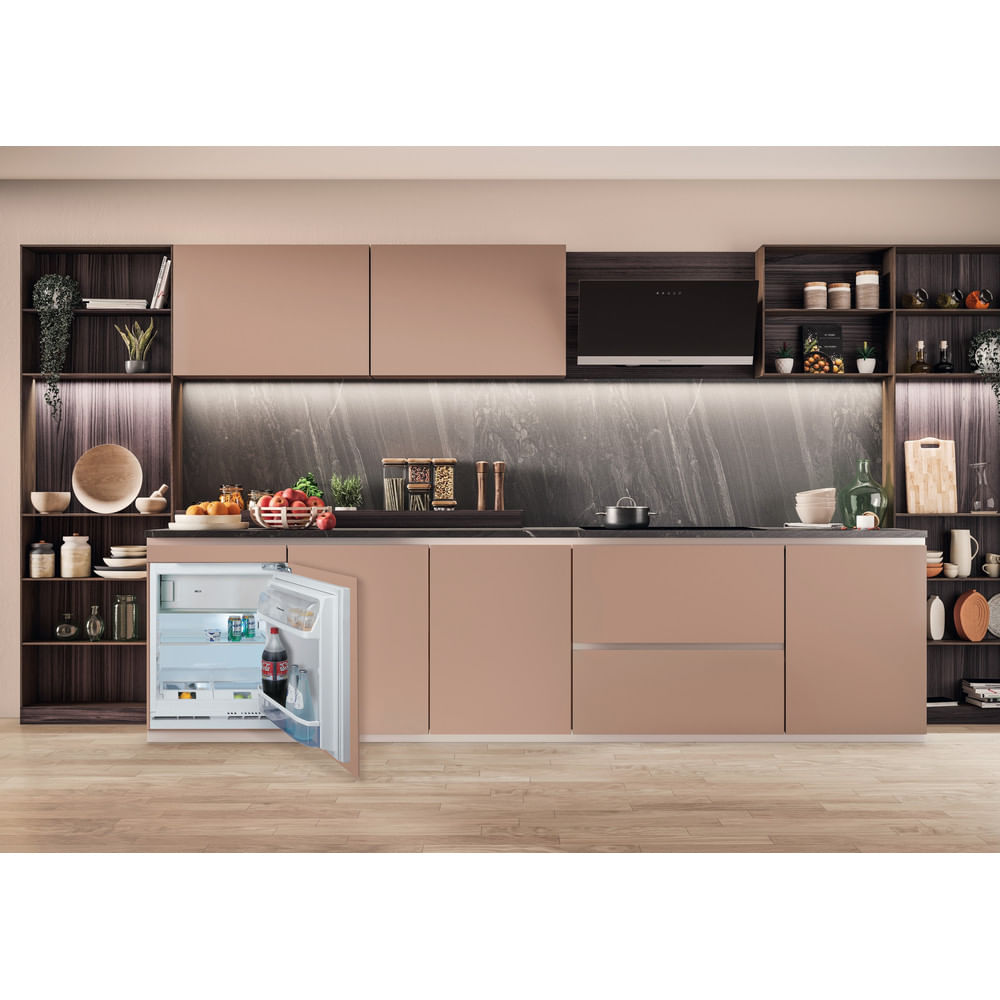Hotpoint Low Frost HBUF01 1 UK Integrated Undercounter Fridge