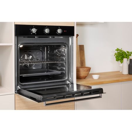 Built in electric oven: black colour - IFW 6330 BL UK