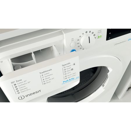 Freestanding front loading washing machine: 9,0kg - BWE 91485X W UK N