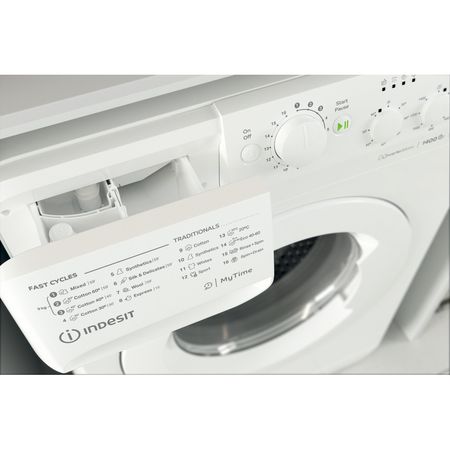 Freestanding front loading washing machine: 9,0kg - MTWC 91495 W UK N