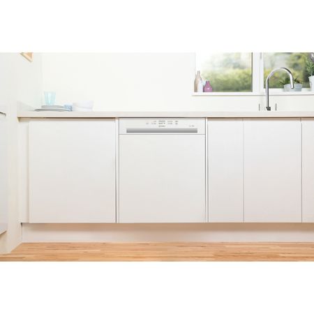 Indesit Push&Go I3B L626 UK Built-in Dishwasher