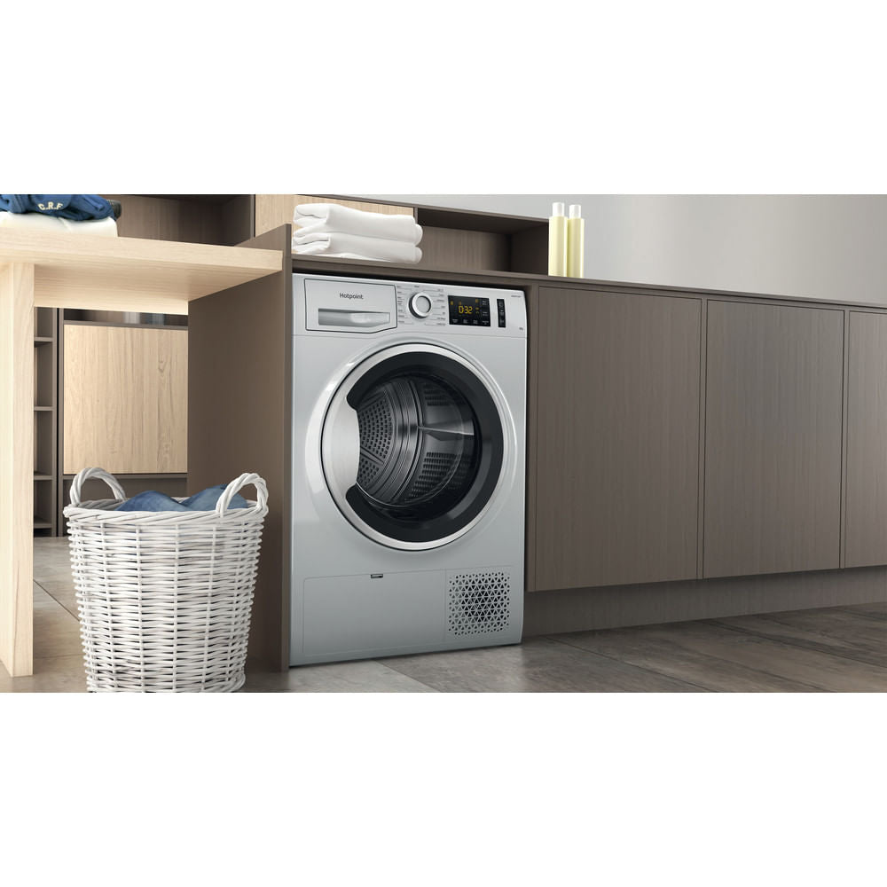 Hotpoint Crease Care NT M11 82SSK UK 8kg Heat Pump Tumble Dryer