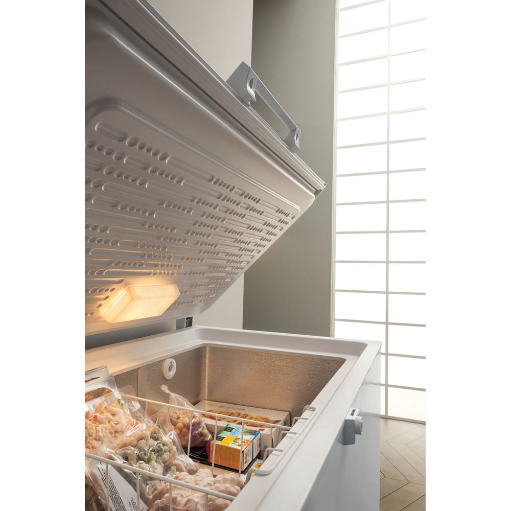 Hotpoint CS1A 250 H FA 1 Freestanding Chest Freezer - White