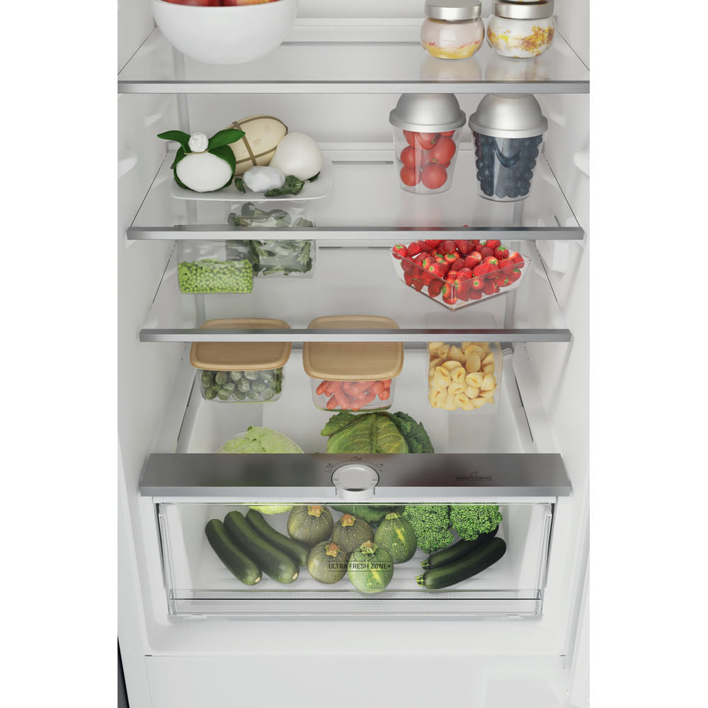 Hotpoint Total No Frost HTC18 T112 UK Fridge Freezer - White